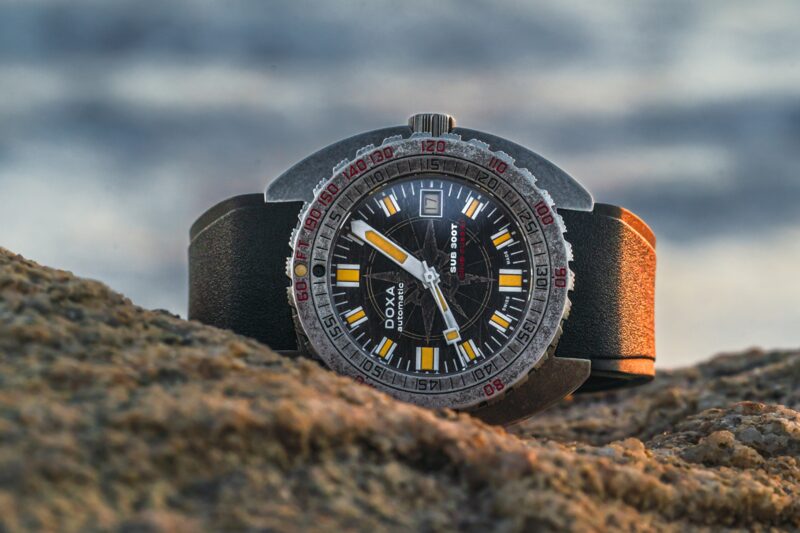 doxa sub 300t sharkhunter clive cussler 2